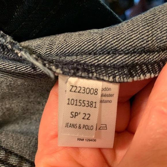 NWOT Venus Jean Jacket 🔴 - Picture 9 of 12